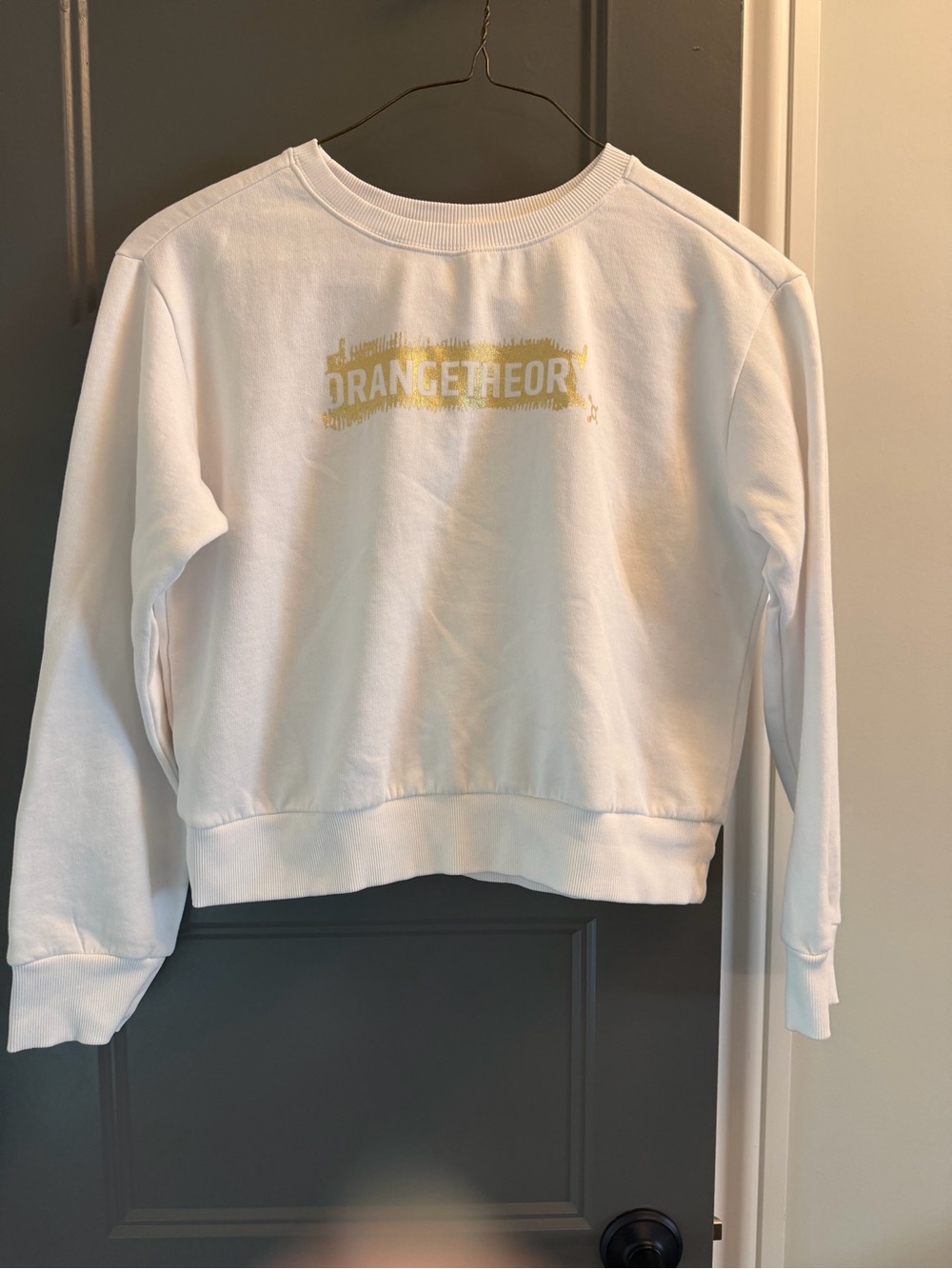 Orangetheory White  crop  Crewneck Sweatshirt with gold logo M